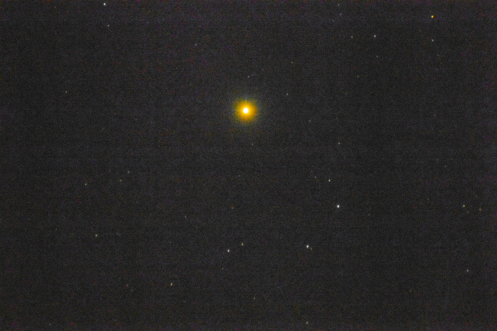 Antares compared to adjacent background stars